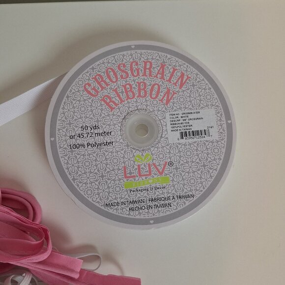 Sewing Bundle - Ribbon and Buttons - Picture 4 of 12